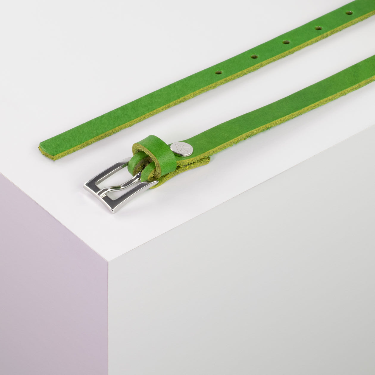 Ledergürtel 1,5cm mit Schnalle Brisbane silber glänzend apfelgrün ohne Muster