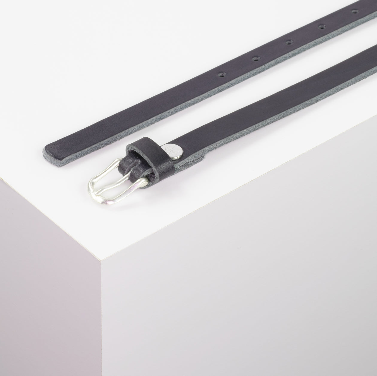 Ledergürtel 1,5cm mit Schnalle Bern navi ohne Muster