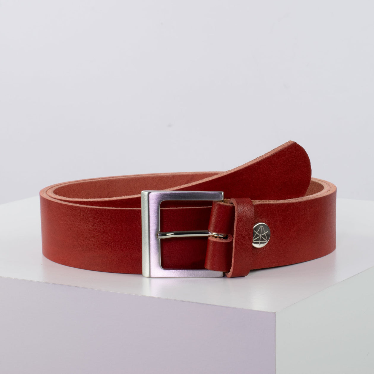 Ledergürtel 4cm mit Schnalle Graz silber glänzend rot ohne Muster