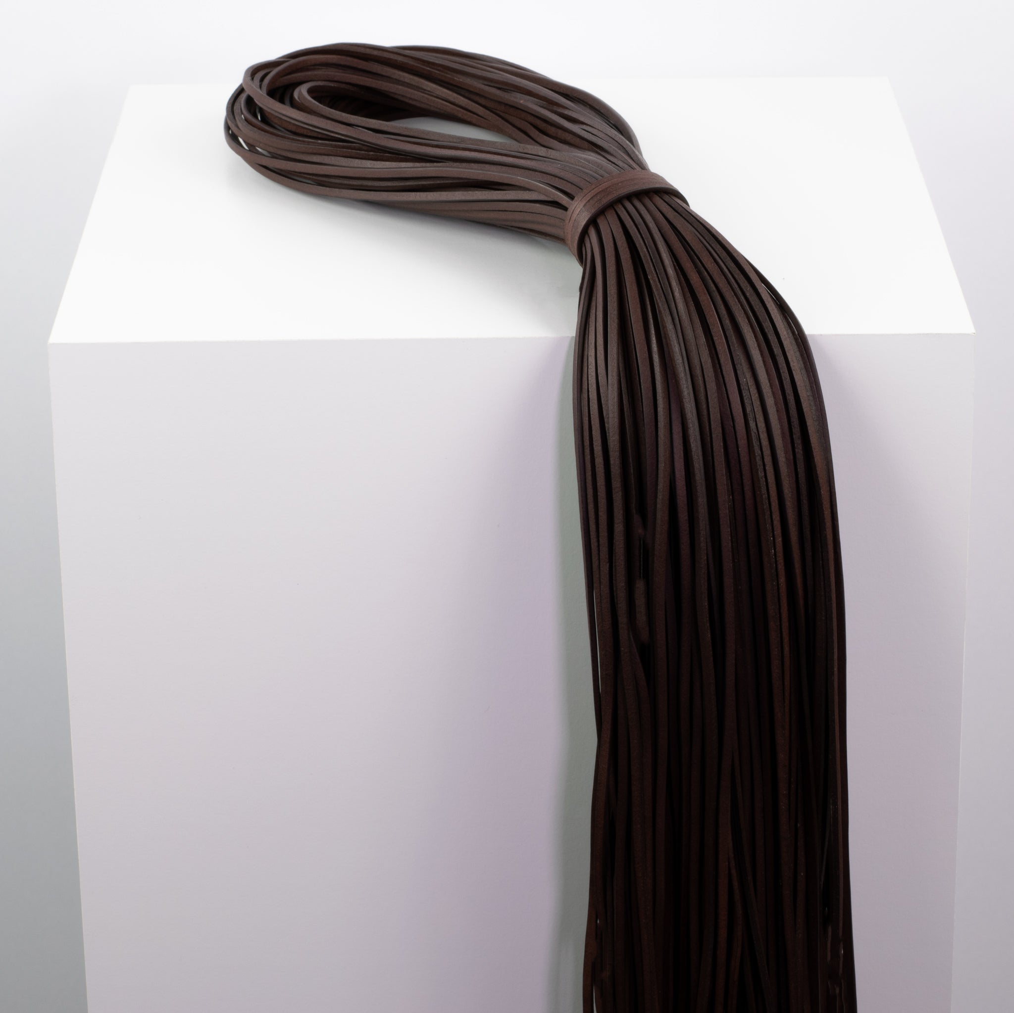 Lederbänder aus Vollrindleder braun#farbe_braun