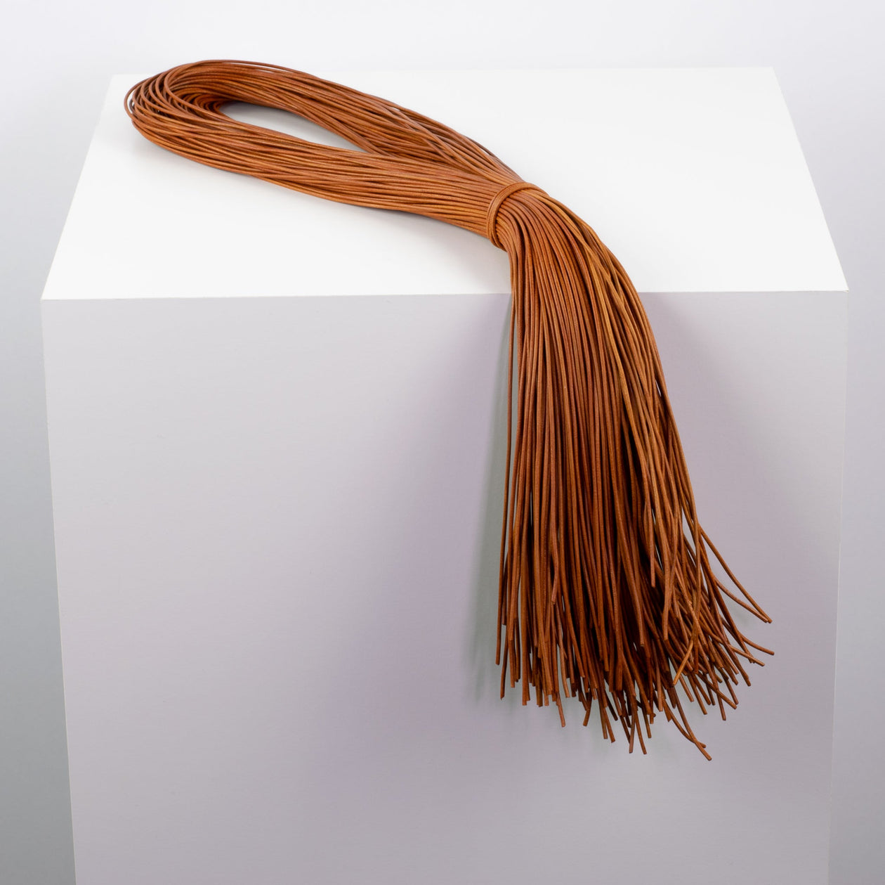 Lederbänder aus Ziegenleder cognac