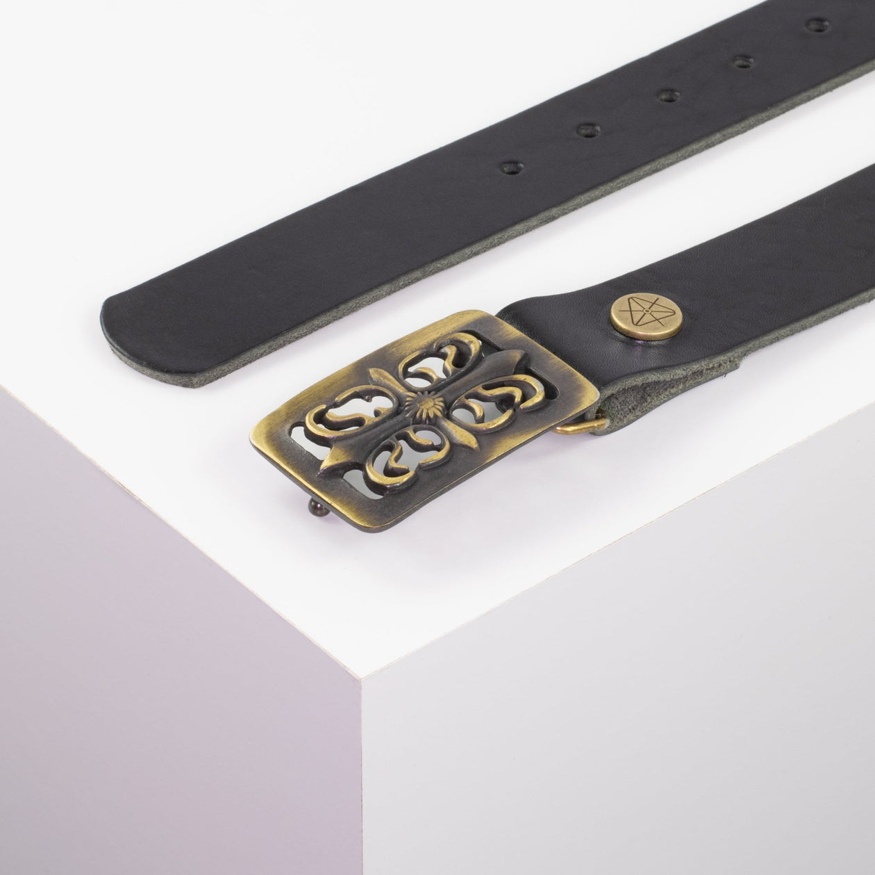 Ledergürtel 3,5cm mit Schnalle Ritter messing schwarz ohne Muster