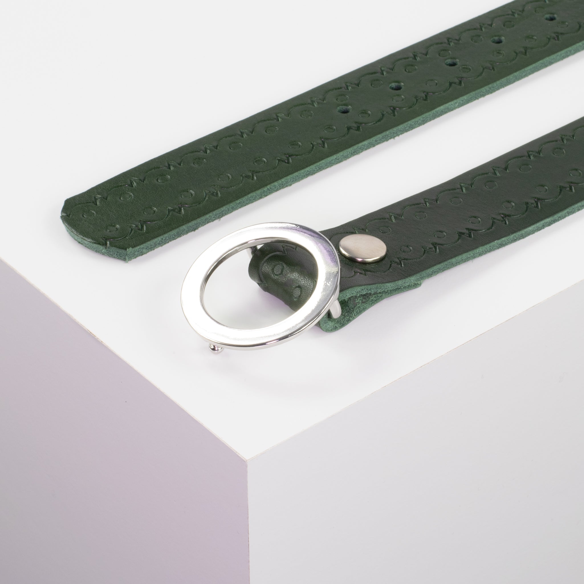 Ledergürtel 3.5cm gruen Lochwelle#farbe_gruen