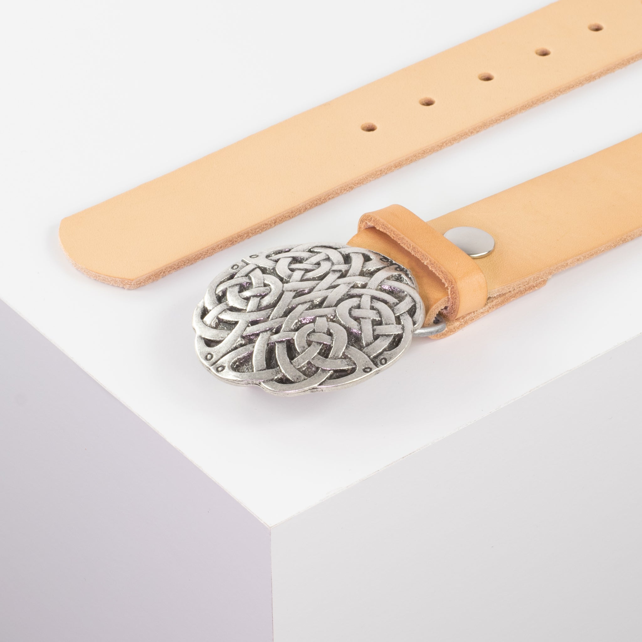 Ledergürtel mit Schnalle Gordischer Knoten natur ohne Muster#farbe_natur