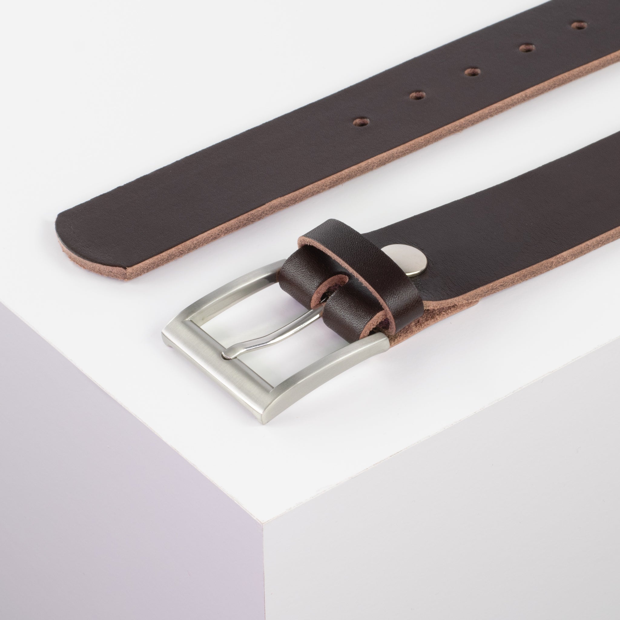 Ledergürtel mit Schnalle Milano braun ohne Muster#farbe_braun