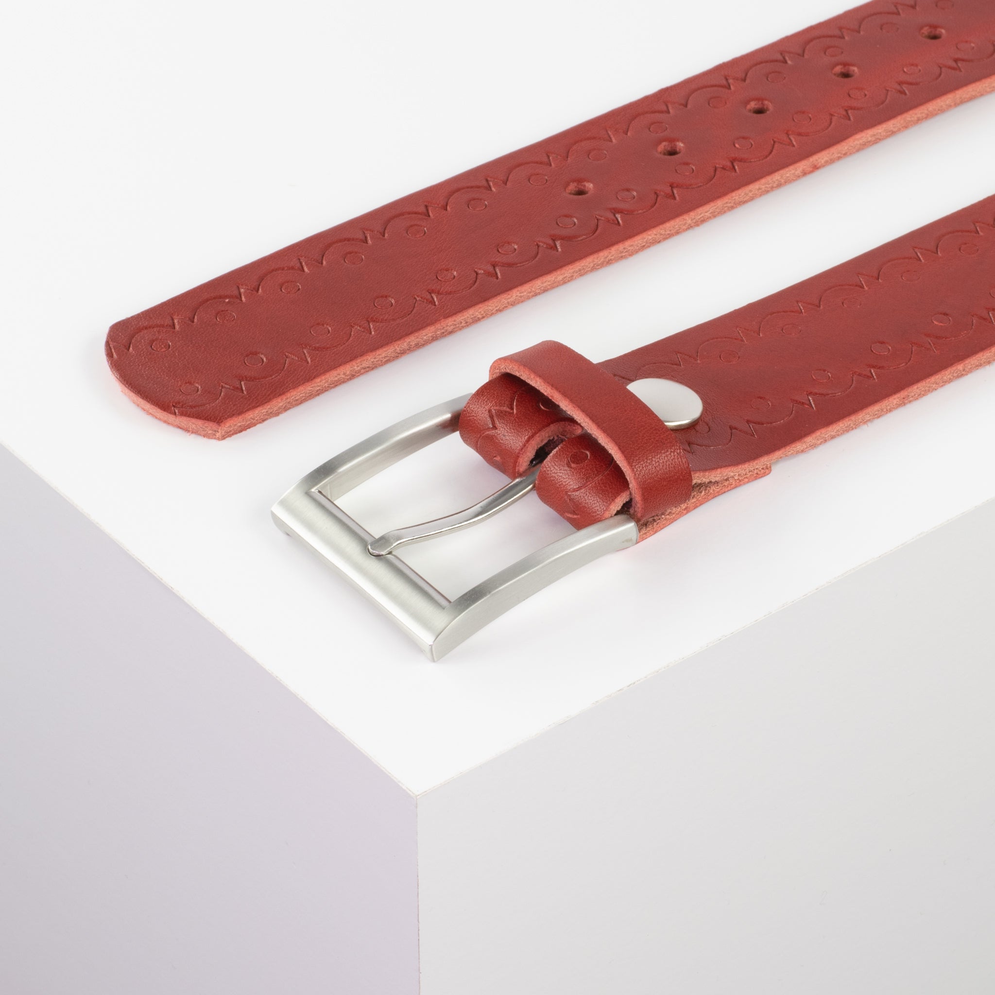Ledergürtel mit Schnalle Milano rot Lochwelle#farbe_rot