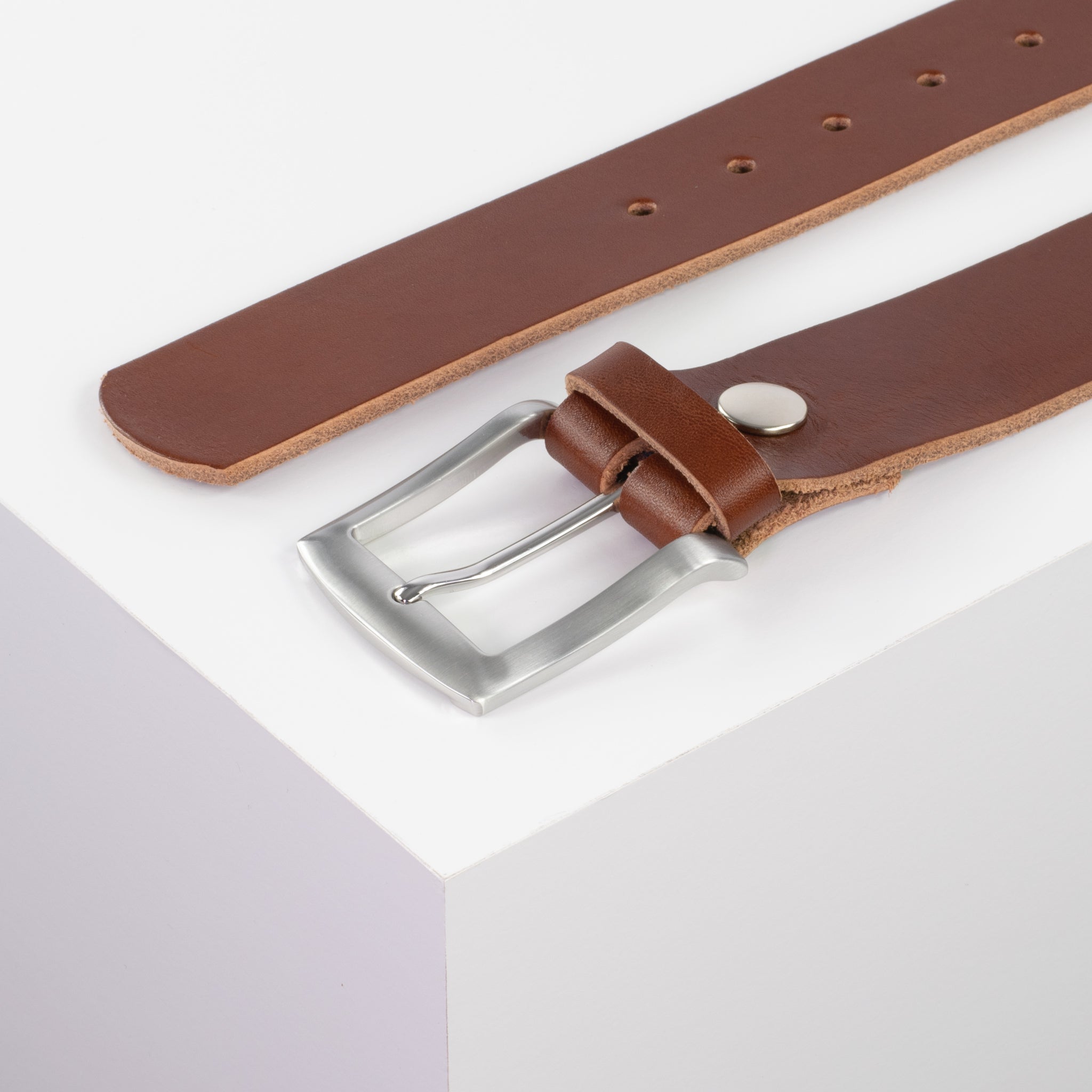 Ledergürtel mit Schnalle Bangkok cognac ohne Muster#farbe_cognac