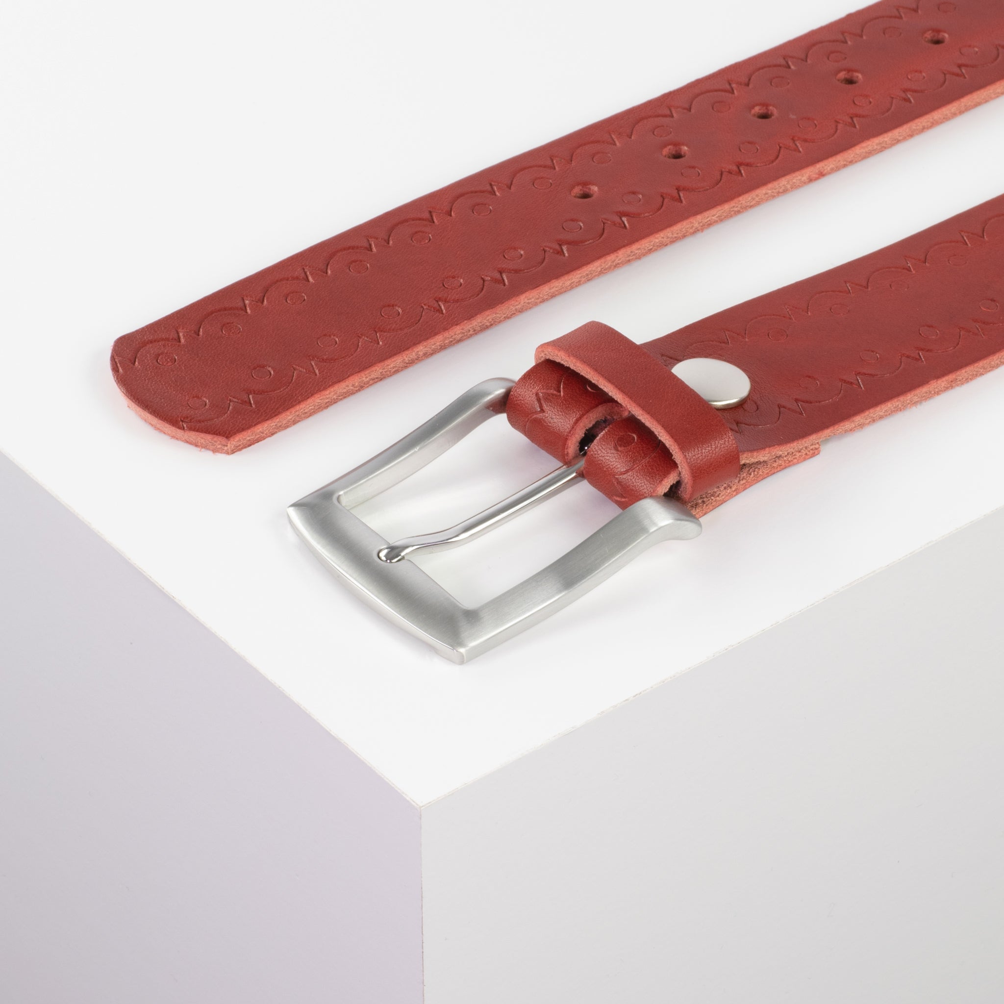 Ledergürtel mit Schnalle Bangkok rot Lochwelle#farbe_rot